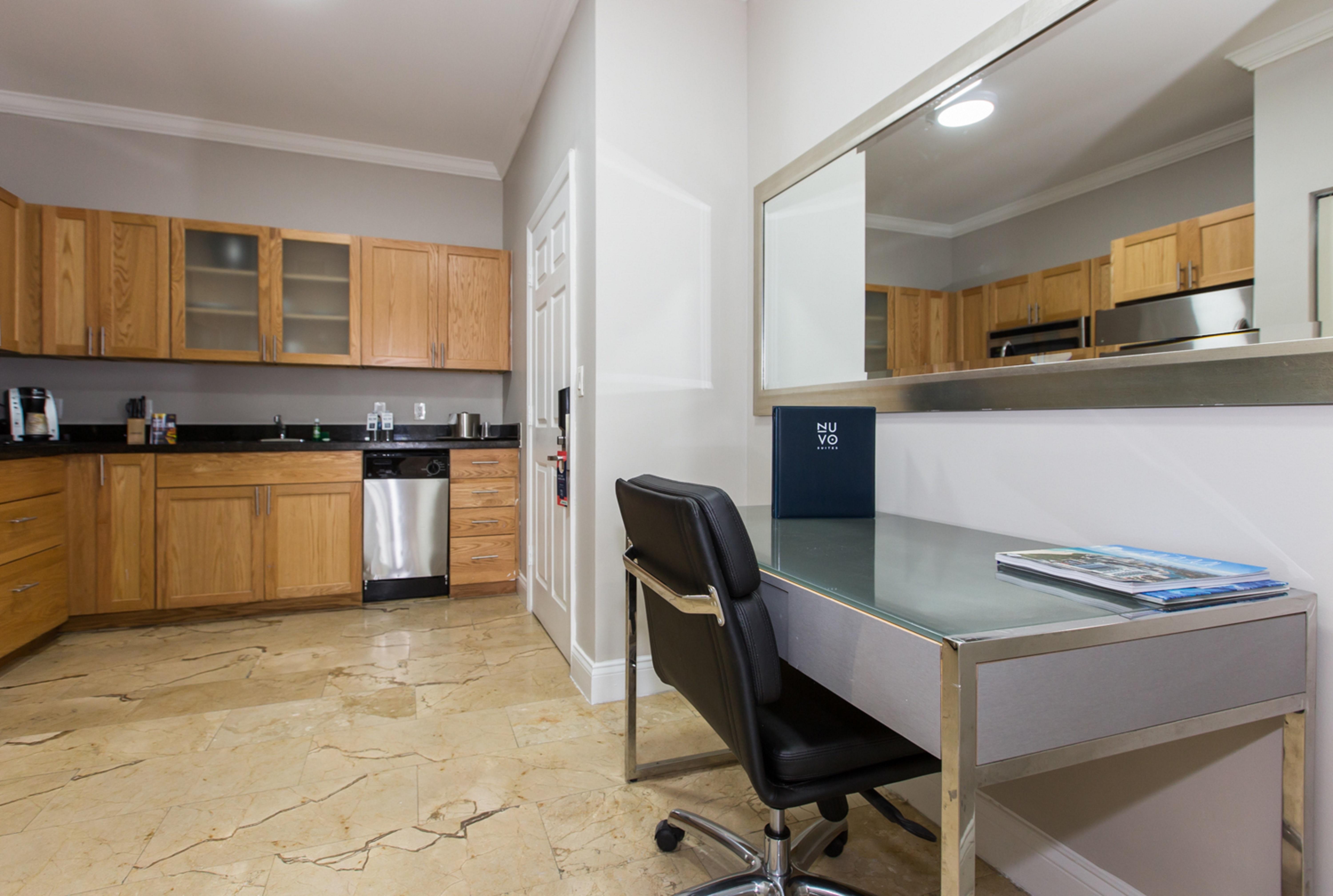 Nuvo - Miami / Doral 4*
